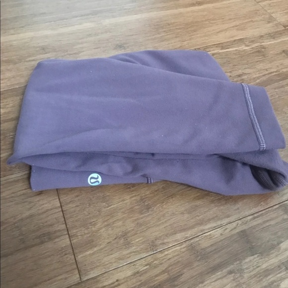 Lululemon leggings - Picture 2 of 6